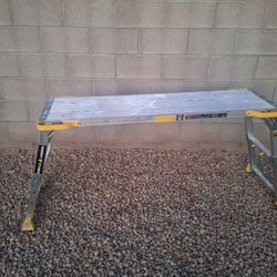 Gorrilla 375lbs Platform Ladder