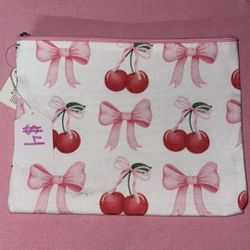 Cherry Make Up Bag 🍒 $4 NEW 