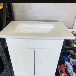 Vanity Brand New  30 Inches $280