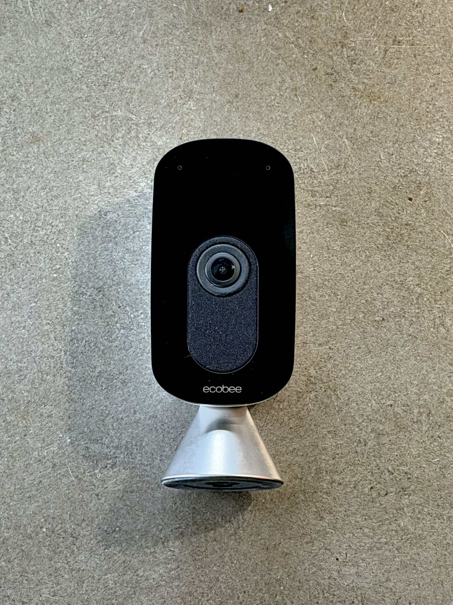 Ecobee SmartCamera w Charger - Apple Home Kit Compatible