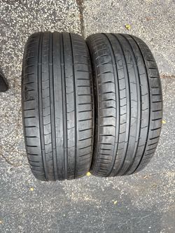 Set of 2 nice Runflat Pirelli p-zero  225/40/19 ( We install & balance)