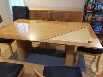 Vintage Miniforms Dining room table & Buffet w/4 Pietro Constantini Chairs
