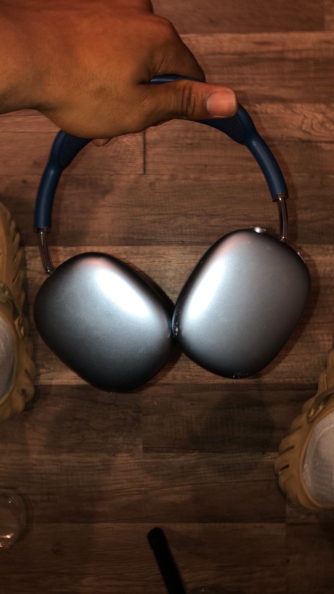 Apple AirPods Maxs