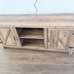 Tv console