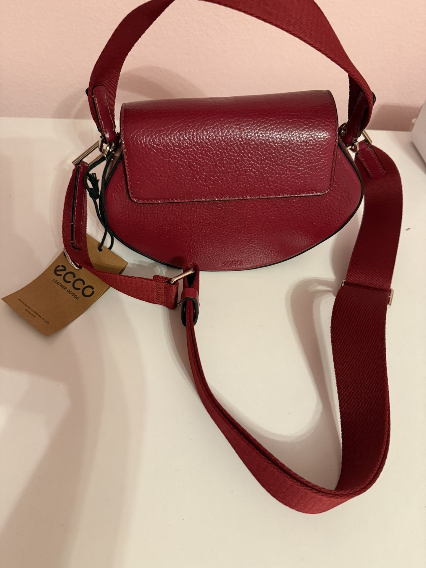 Ecco Handbag