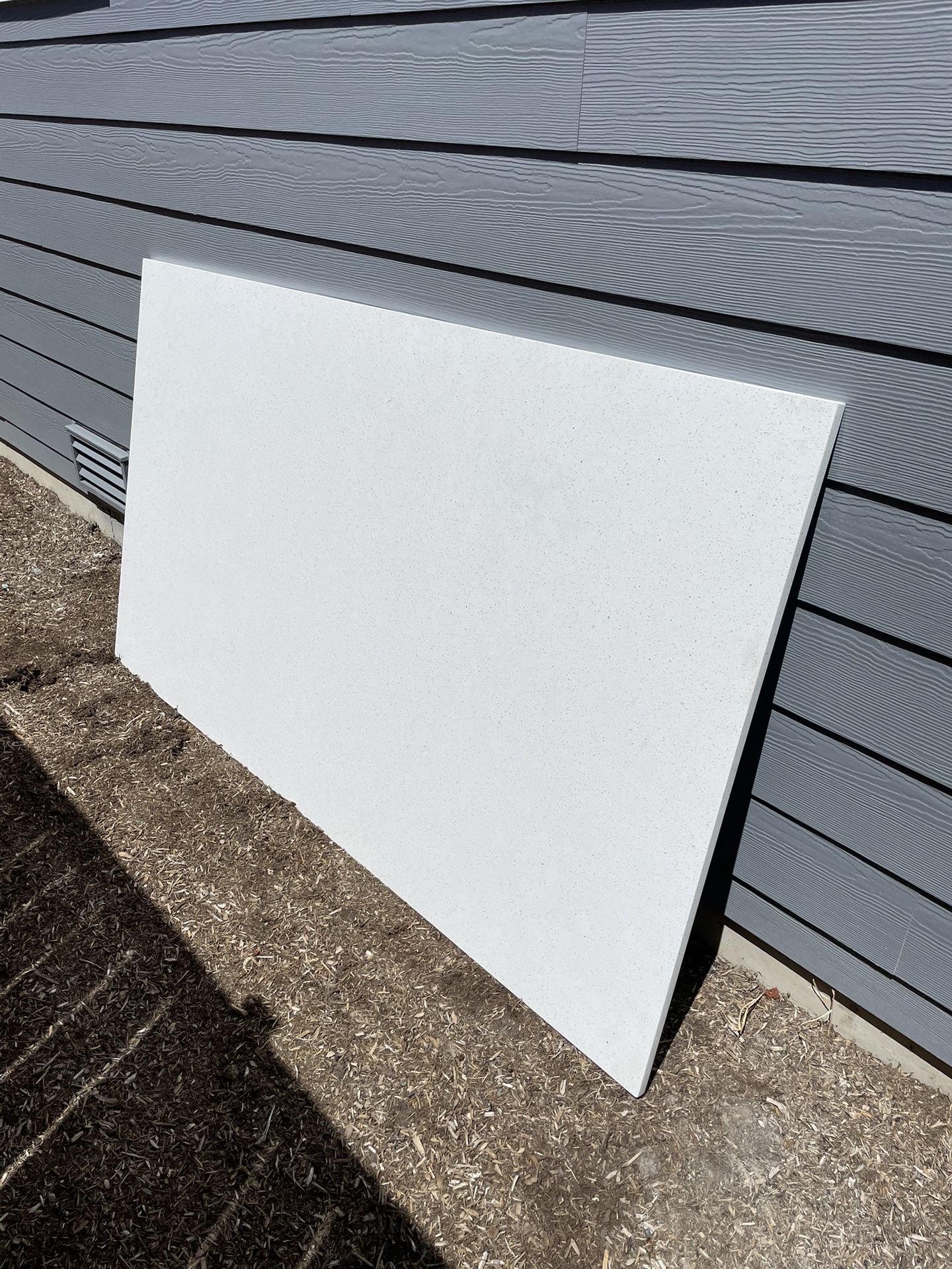 Quartz Island Top