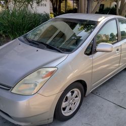 2004 Toyota Prius