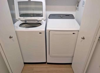 Samsung Washer and dryer