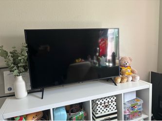 Samsung 43" Class Q60R QLED Smart 4K UHD TV (2019)