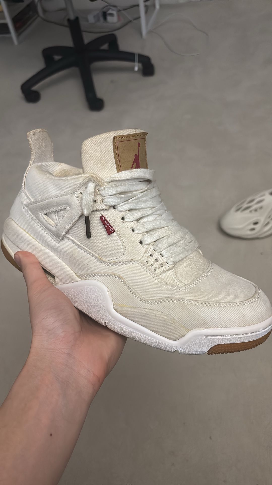 Jordan 4 Levi White Size 11