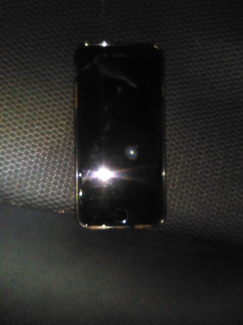 Iphone 7 (Unlocked)