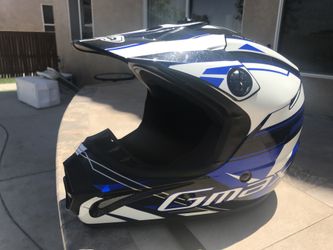 GMAX TRAXXION YOUTH HELMET