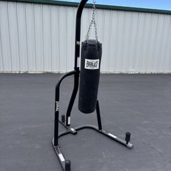 Boxing Bag And Stand 