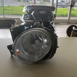 2011 To 2014 Nissan Juke Headlight Driver Side Assembly #260 FC205