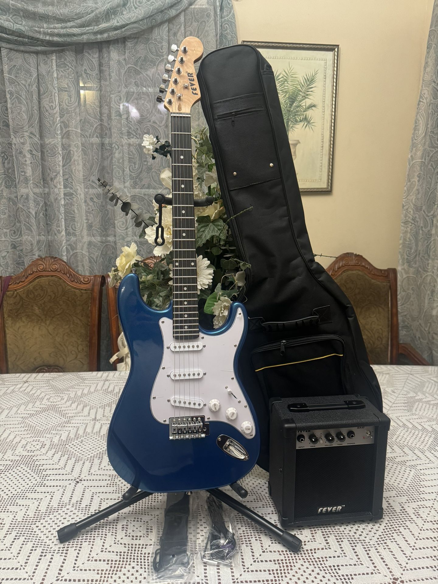 Fever Electric Guitar Package