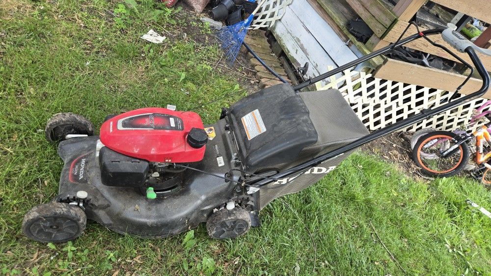 Honda HRN Self Propelled Mower