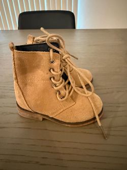 Sweethoney Boots size 5