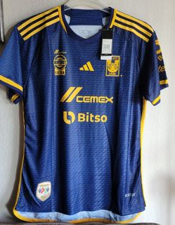 Adidas Mens Jerseys Futbol Differents clubs Size Médium Large XL 
no Trade 