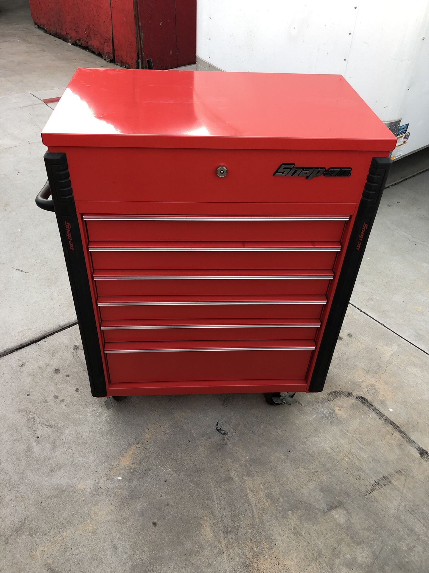 Snap on tool cart KRSC326FPBO
