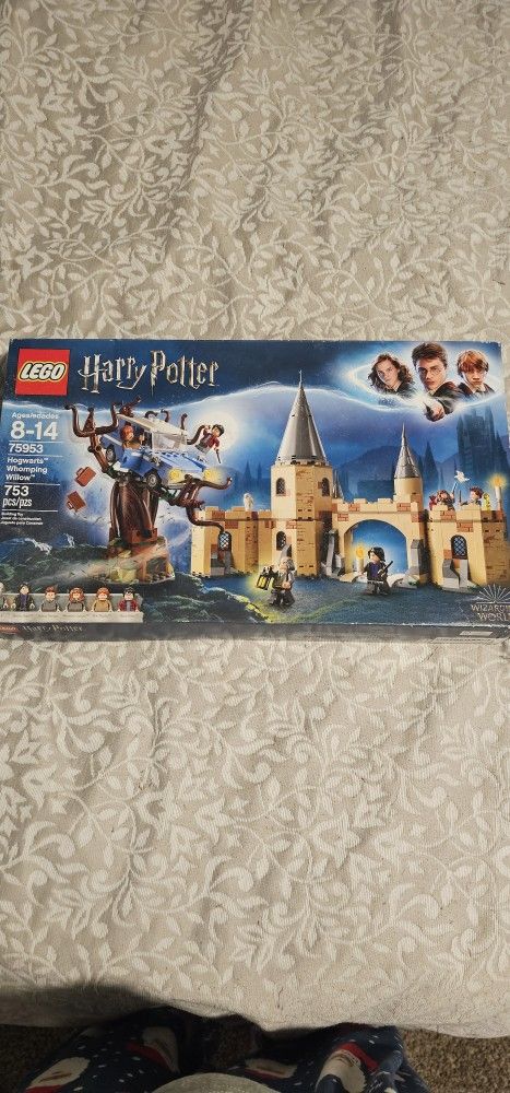 Legos LEGO Harry Potter and The Chamber of Secrets Hogwarts Whomping Willow 75953