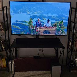 Simple foldable table &  decor/book shelves