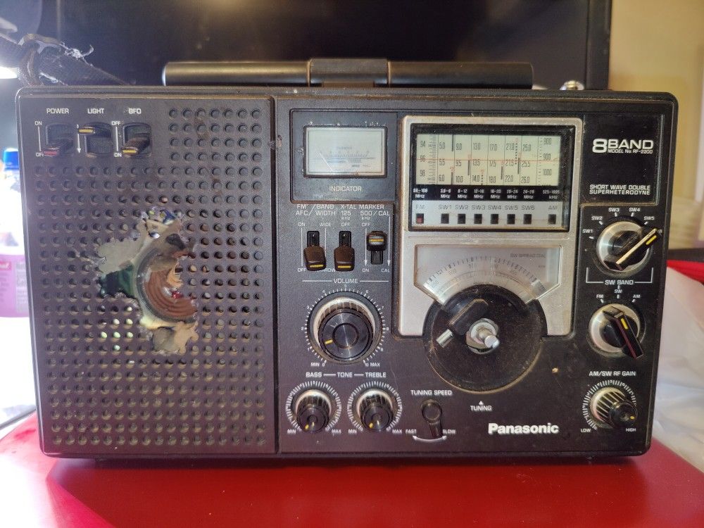 1970's Panasonic RF-2200 Radio