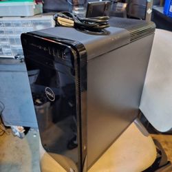 selling.. Dell XPS 8930- Desktop PC, Windows 11 - $320