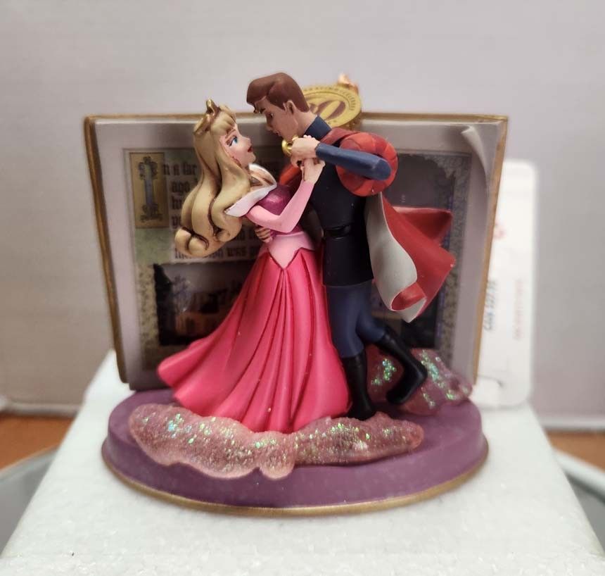 2019 Disney Sleeping Beauty Pink Aurora Legacy Ornament 60th New in Box