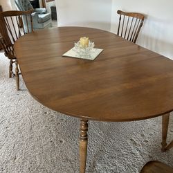 Table & Chairs