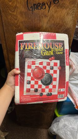 Giant checkers game