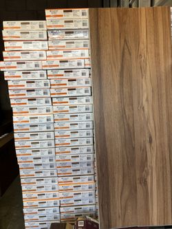 Lifeproof Clermont Elm 22 mil Click Lock Waterproof Luxury Vinyl Plank Flooring (20.1 sq. ft./case)