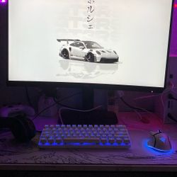 Selling AOC Gaming Monitor