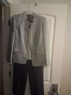 Women's SUIT - size 6