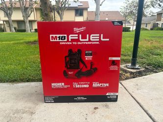 Backpack Blower - Milwaukee M18 FUEL & Battery