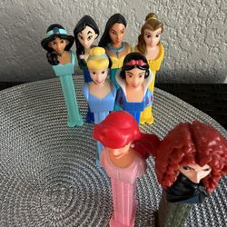 8 Disney Princesses Pez  With Feet Dispensers