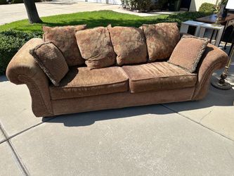 Moving Must go! Free couch and love seat.