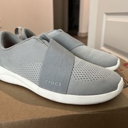 Unisex Gray Crocs Shoes Sneaker Size 8