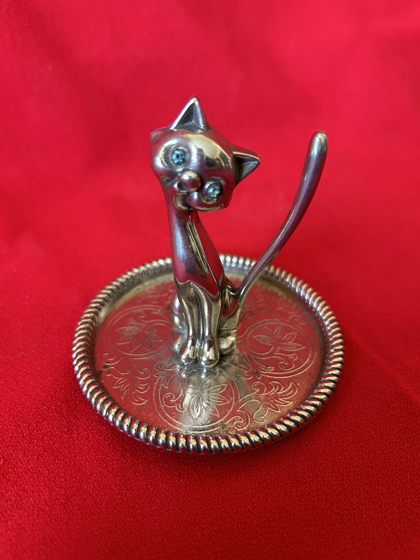 Vintage Silver plated Cat Tail Ring Holder