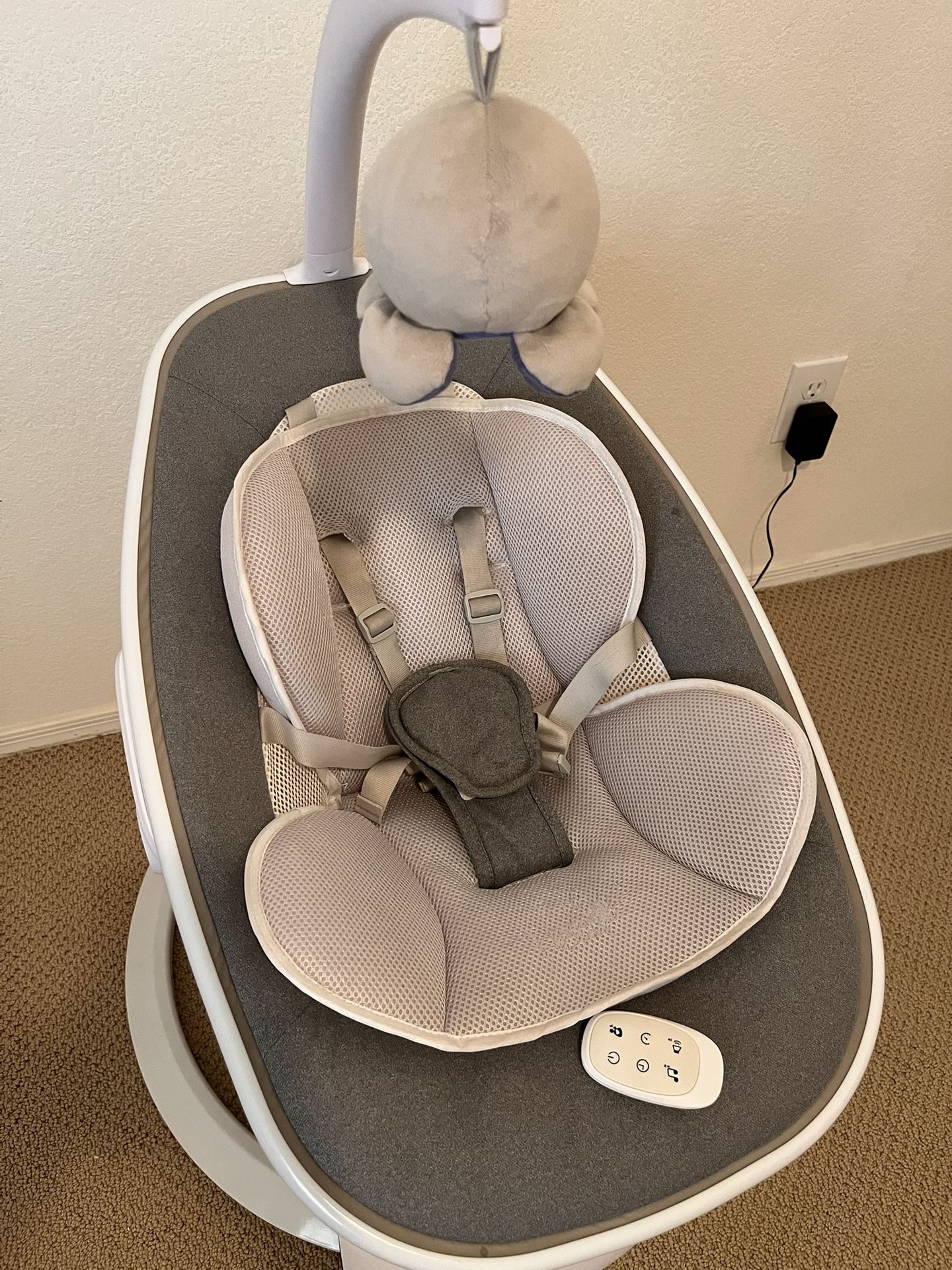 VaVaSoo Baby Swing