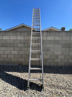 28’ Werner Extension Ladder