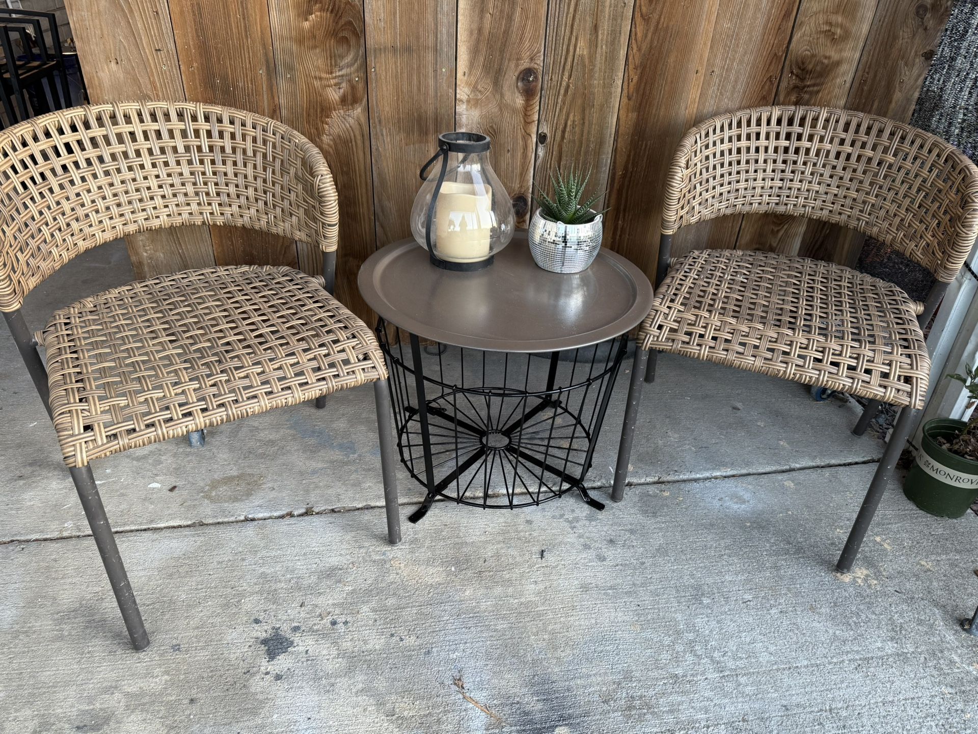 Outdoor patio set