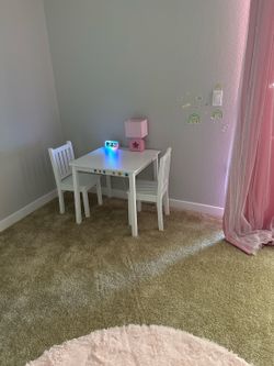 Girls Furniture & Playroom Bundle  Great Condition