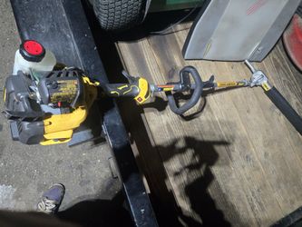 Dewalt Hedge Trimmer(2 Stroke)