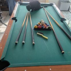 Mizerak Space Saver Pool Table with Leg Levelers and Automatic Ball Return