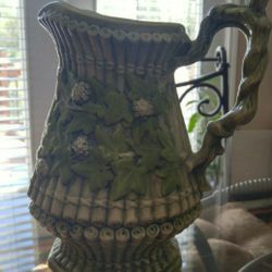 Beautiful! Green Ivy Vintage Pitcher
