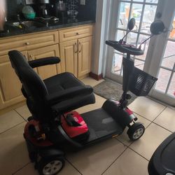 Electric scooter
