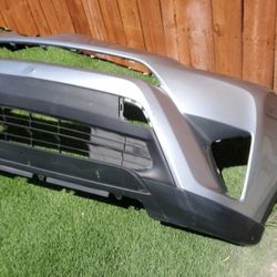 2016 - 2018 TOYOTA RAV4 FRONT BUMPER
COVER GENUINE USED OEM .NCFF