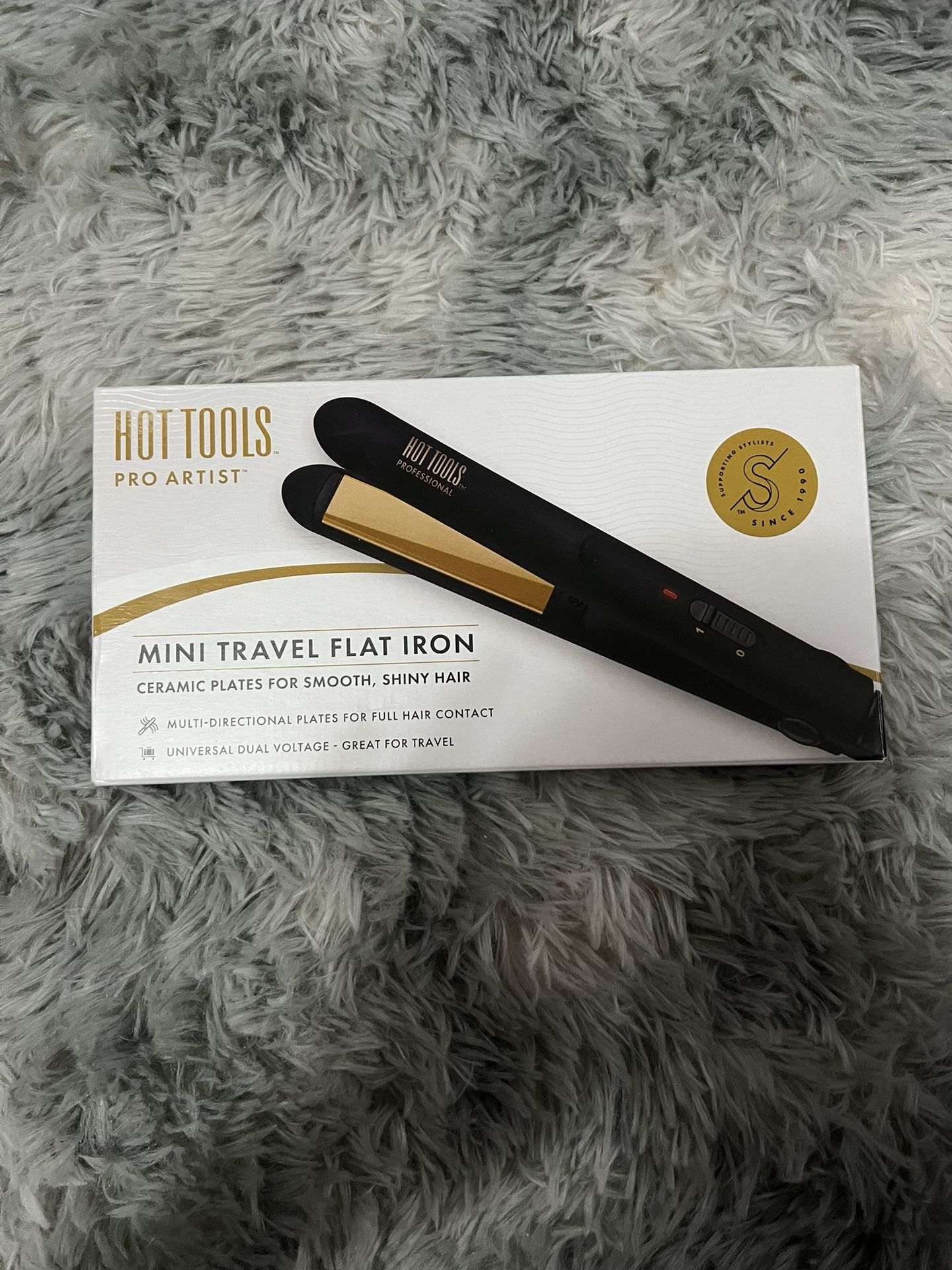 New With Tags Boxed Hot Tools Travel Hair Straightener