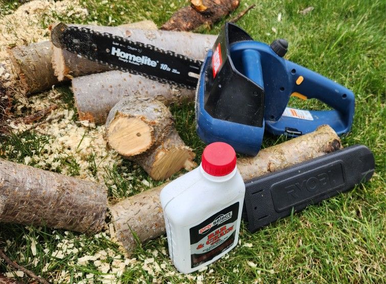 18 V RYOBI chainsaw 