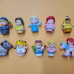 Lot Of 10 LittlePeople Figurines 